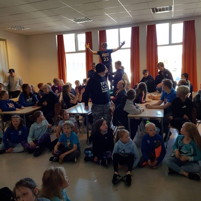 61634153_934922876845736_7448145612559613952_n