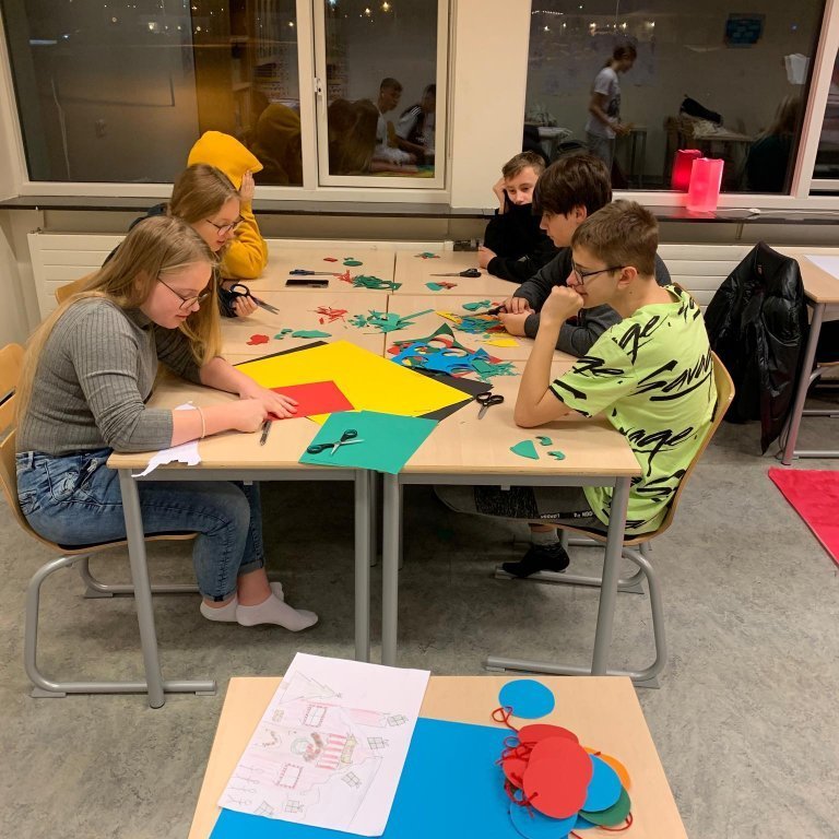 78461261_496209541253351_36823546357350400_n