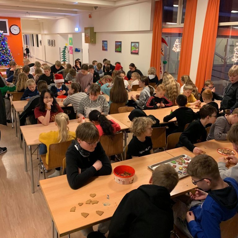 78599782_2630027707084928_1001085167923625984_n