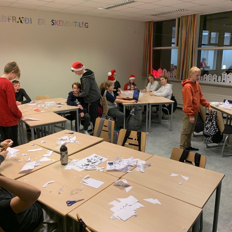 78684971_449319425962282_2690992848567795712_n