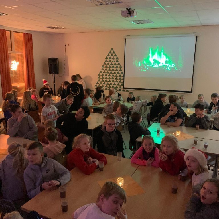 78902662_437210103892059_8764690497672314880_n