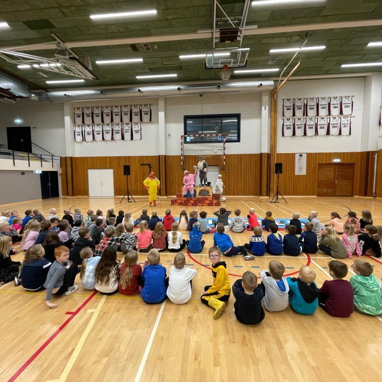 242108438_541539416908542_4568959046357834621_n