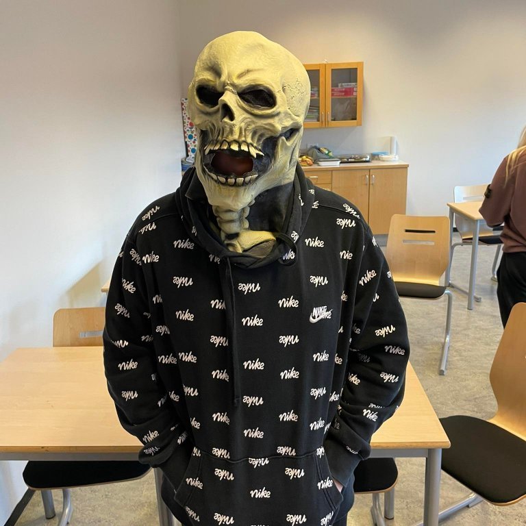 248355702_1070744723464938_933654562331263818_n