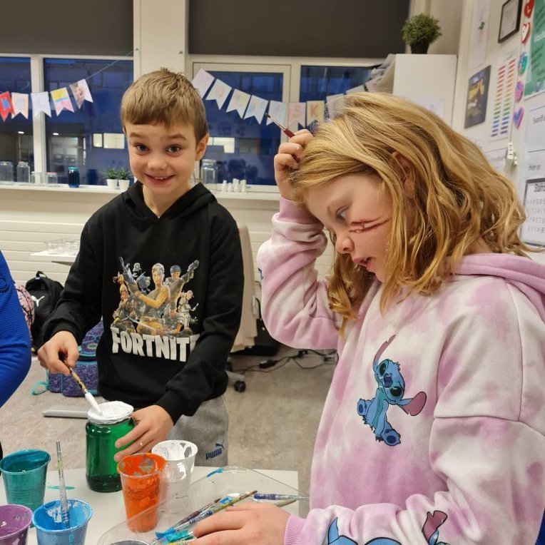 310343174_825614518675158_7420465205897457143_n