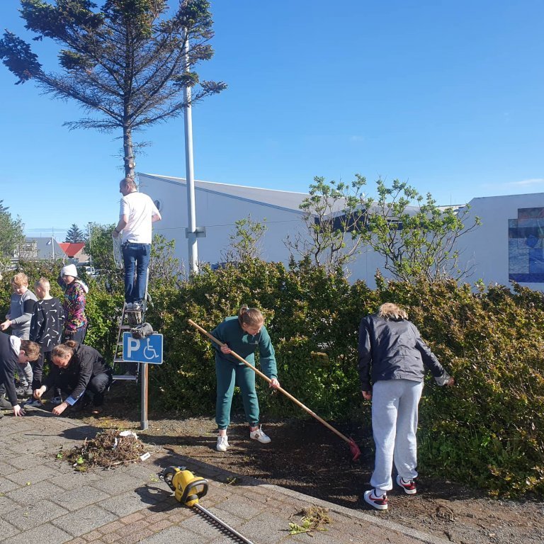 282113590_717571476125809_5531056879260452440_n