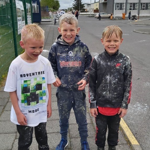 284900316_320739270225407_4590956182981712866_n