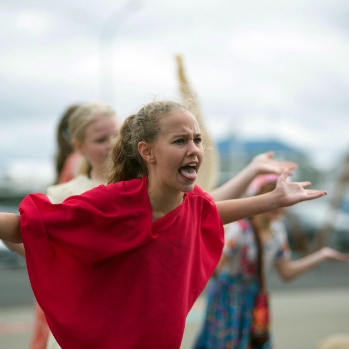 vorthatid-2022-sel-27-of-100