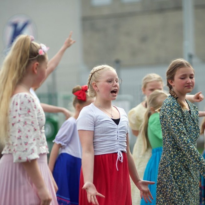 vorthatid-2022-sel-8-of-100