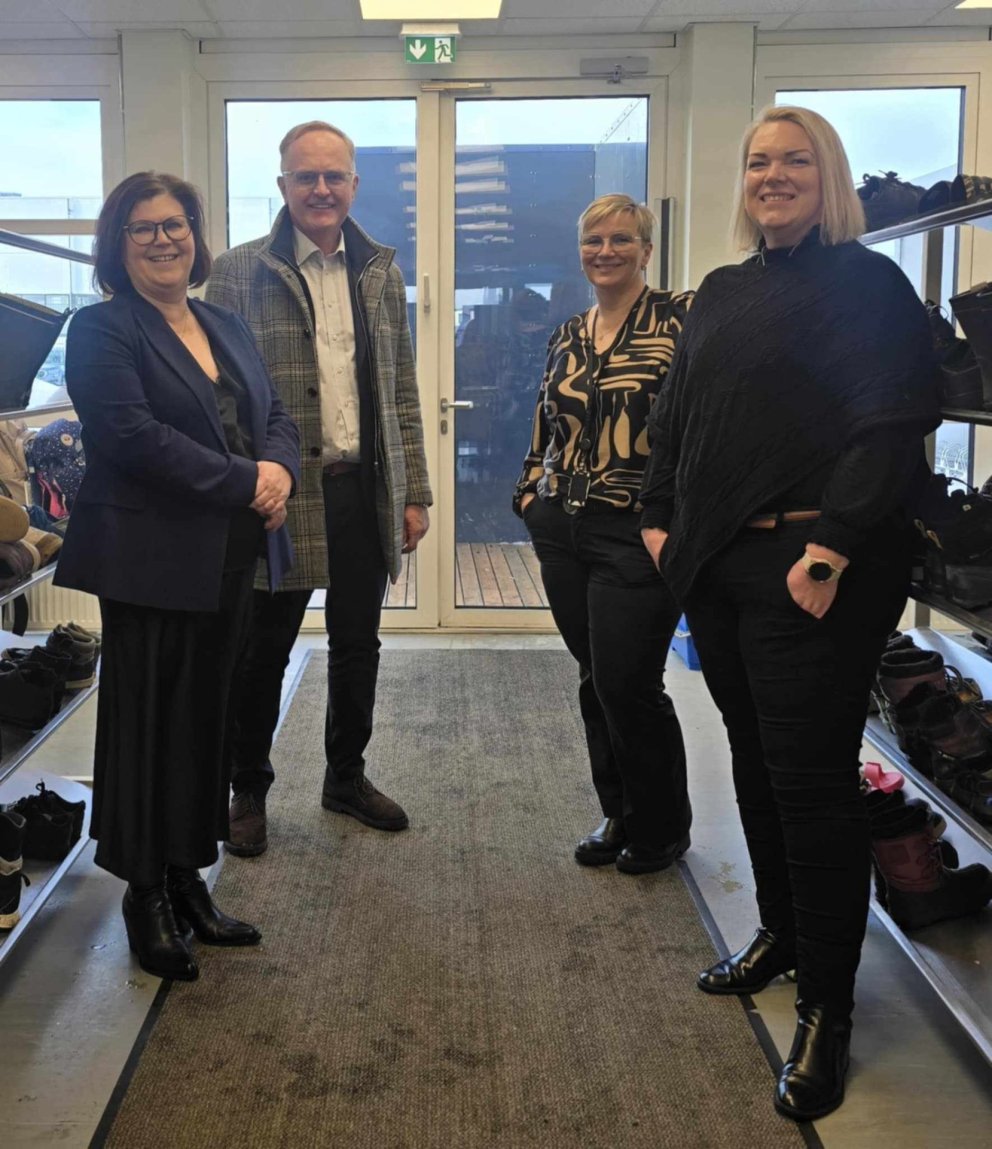 Mennta- og barnamálaráðherra heimsækir Holtaskóla