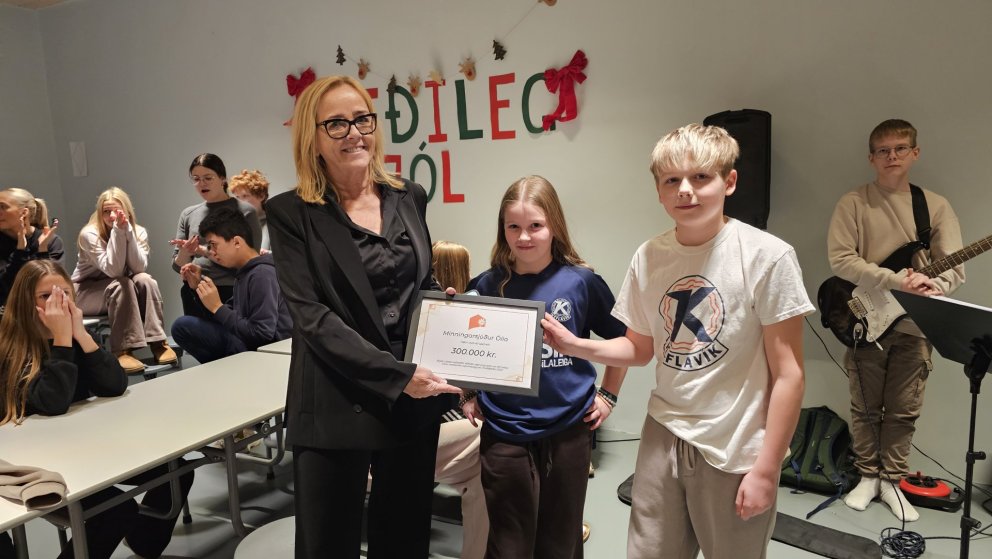 Jólatónleikar og styrkur til Minningarsjóðs Ölla afhentur