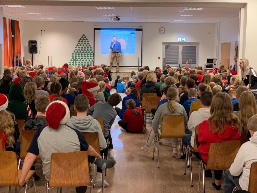 Heimsókn Gunnars Helgasonar