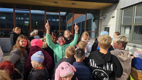 Ljósanæturfjör í Holtaskóla